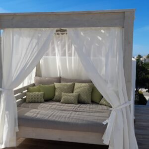 BALINESE BED